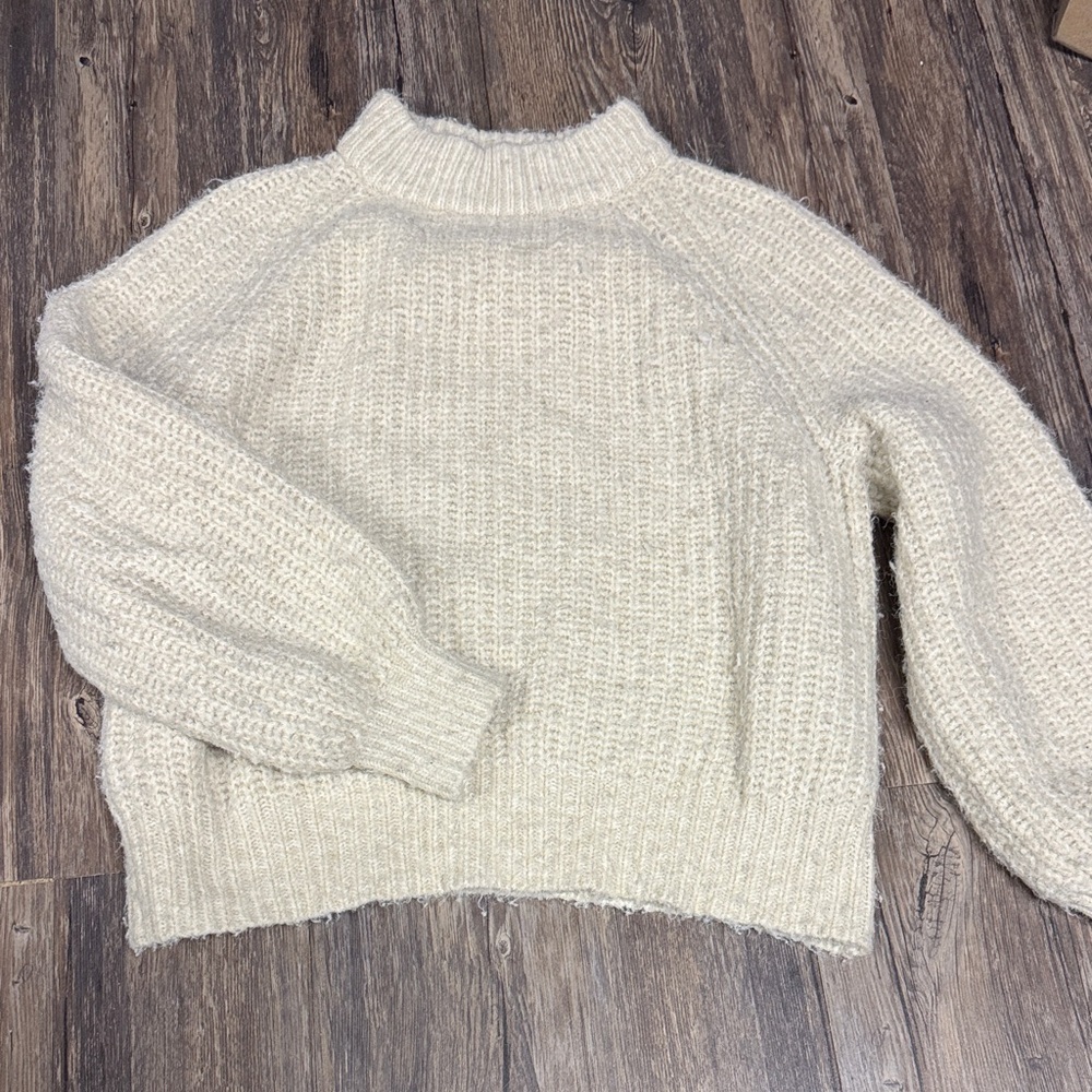 Universal Thread Cream Knit Sweater